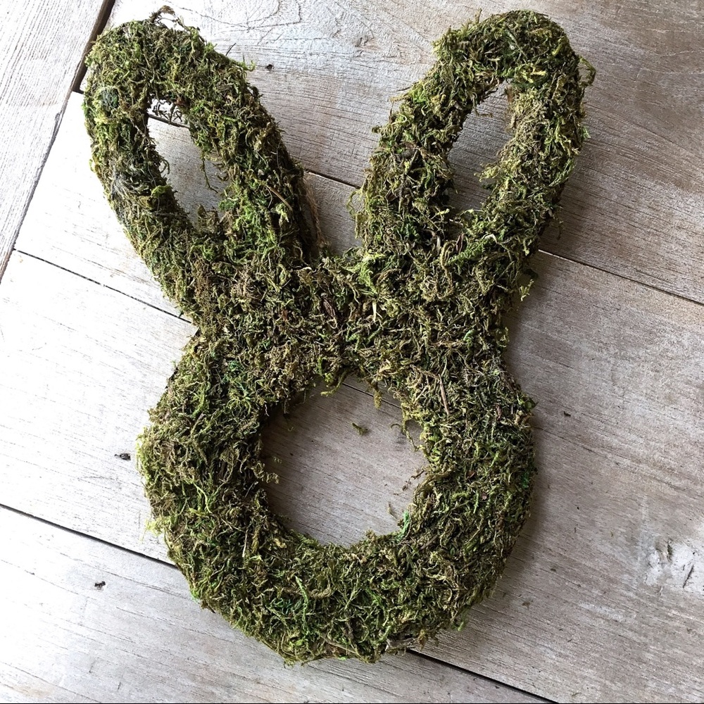 Farmhouse Style Bunny Head with Hanger NWT